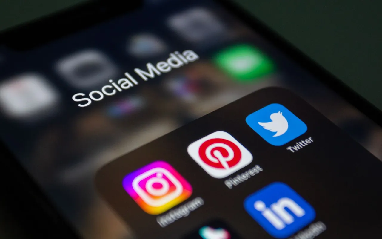 Ce que les réseaux sociaux font vraiment de vos données personnelles mérite qu'on en parle franchement