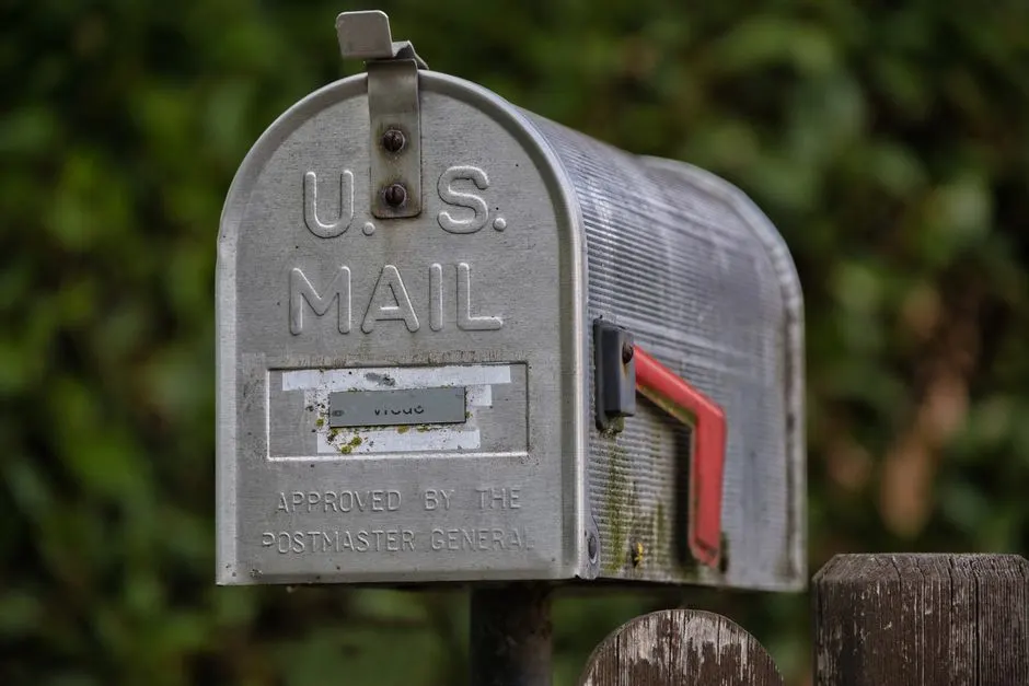 Yahoo Mail yahoo mail face aux autres messageries : le comparatif qui tranche