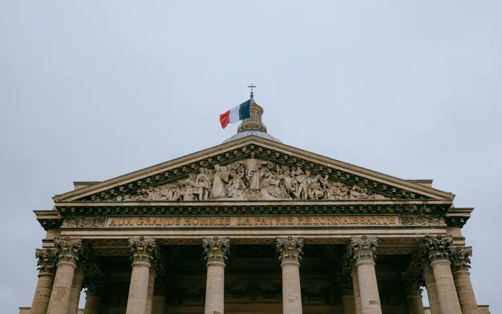 Élections législatives en France : les enjeux réels d&rsquo;un scrutin qui redessine les équilibres du pouvoir