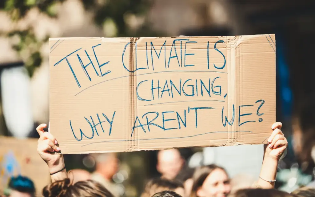 La crise climatique laisse des traces visibles en juillet 2026, mais que se passe-t-il vraiment ?