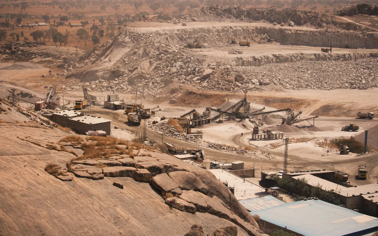 Économie africaine en 2026 : croissance accélérée ou défis structurels persistants — Entre transition climatique et ressources naturelles, un équilibre introuvable ?